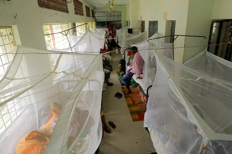 Dengue patients undergoing treatment at a hospital